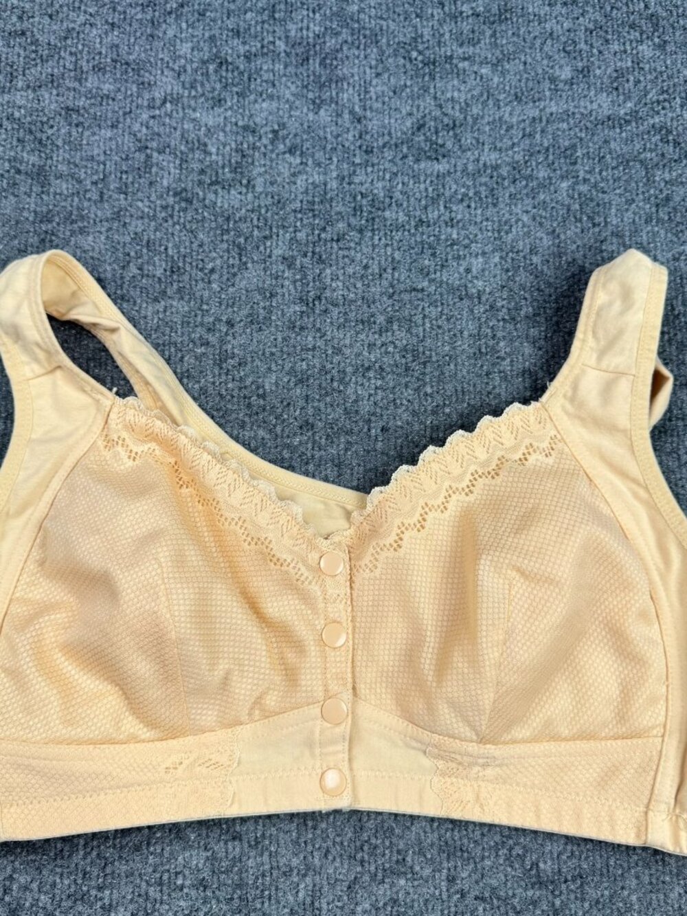 Women's Front Button Closure Wireless Bra Beige Lace Trim Plus Size 2XL
